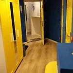 Yellow Blue Apartament *