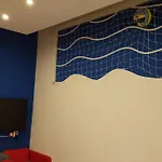 Yellow Blue Apartament *