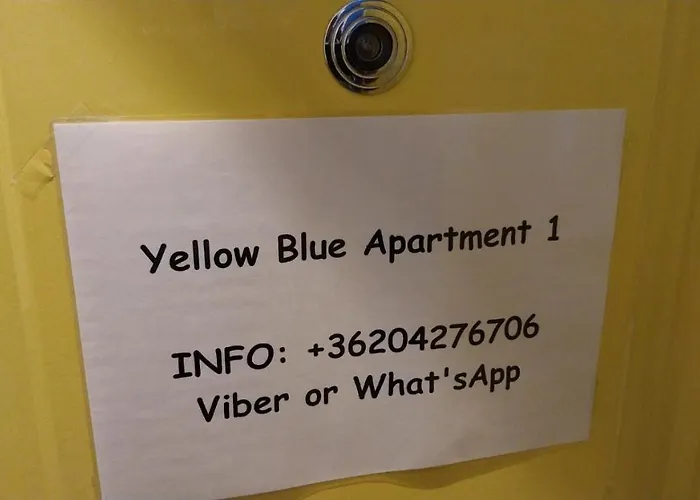 Yellow Blue شقة *